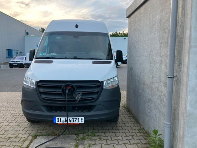 MERCEDES-BENZ eSprinter 312 L2H2