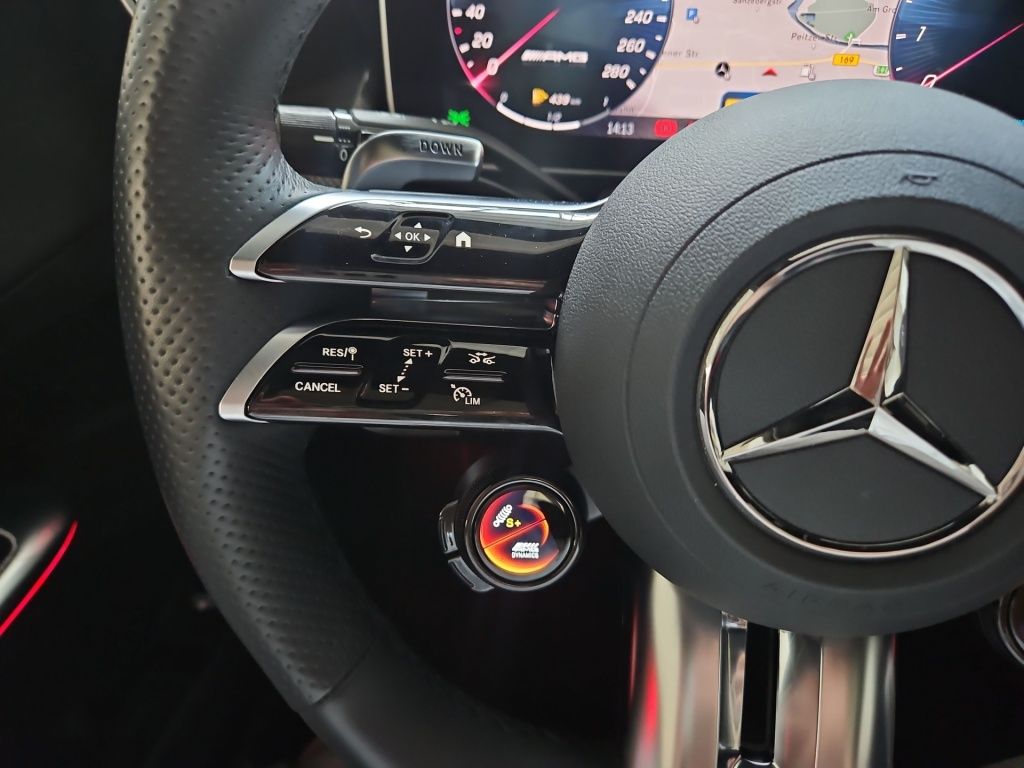 Fahrzeugabbildung Mercedes-Benz AMG GLC 43 4M AHK Pano LED SDHZ Memory 360° SHZ