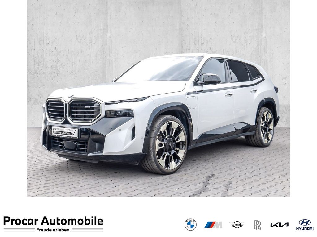 BMW XM