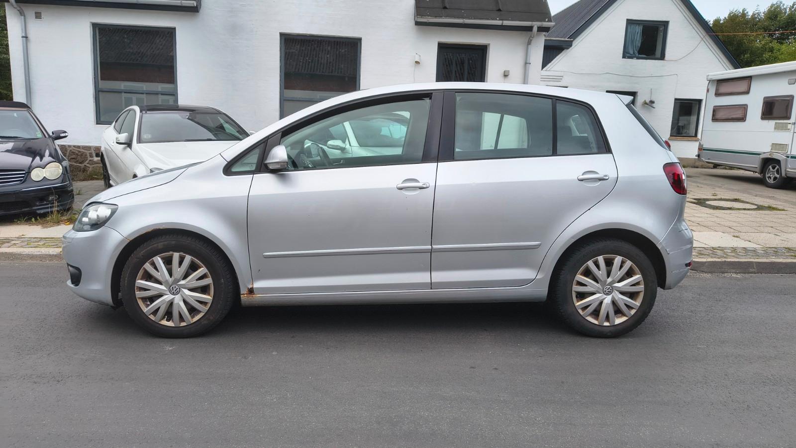 Volkswagen Golf VI Highline