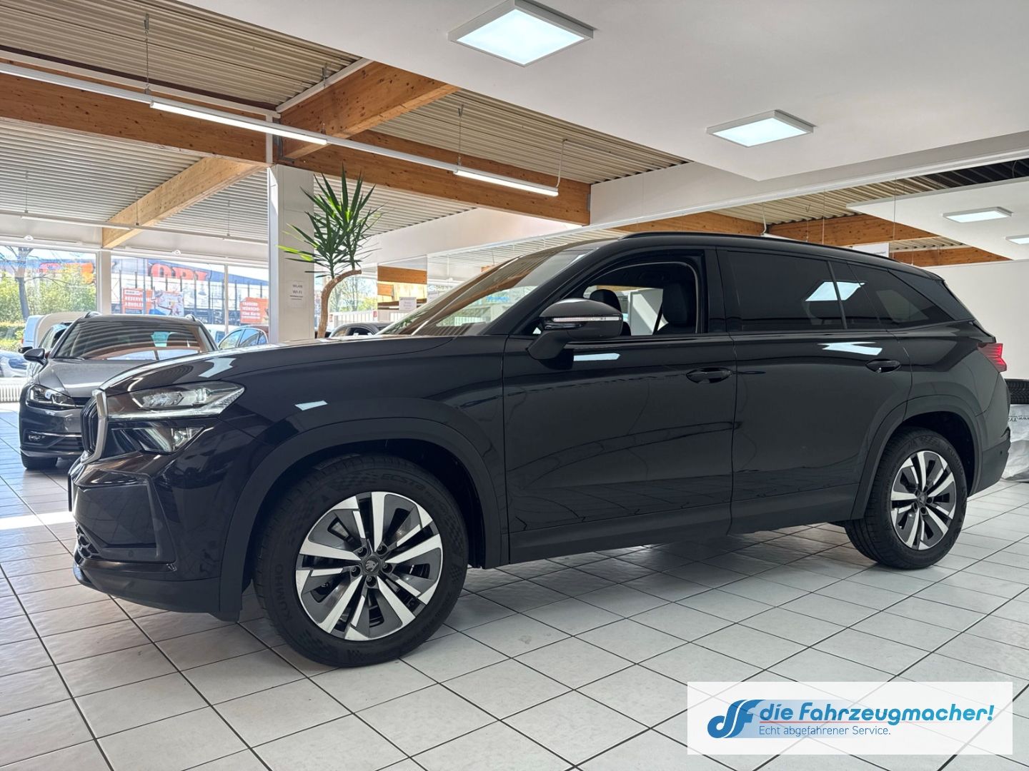Fahrzeugabbildung SKODA Kodiaq 2.0 TDI 110 kW Selection HUD AHK-klappbar