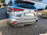 Toyota Highlander 2.5-l Hybrid Luxury | 8-fach bereift - Toyota Highlander SUV