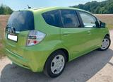 Honda Jazz Hybrid, Rollstuhlumbau, 41.000 Km - Honda aus 2012 mit Hybrid-Antrieb
