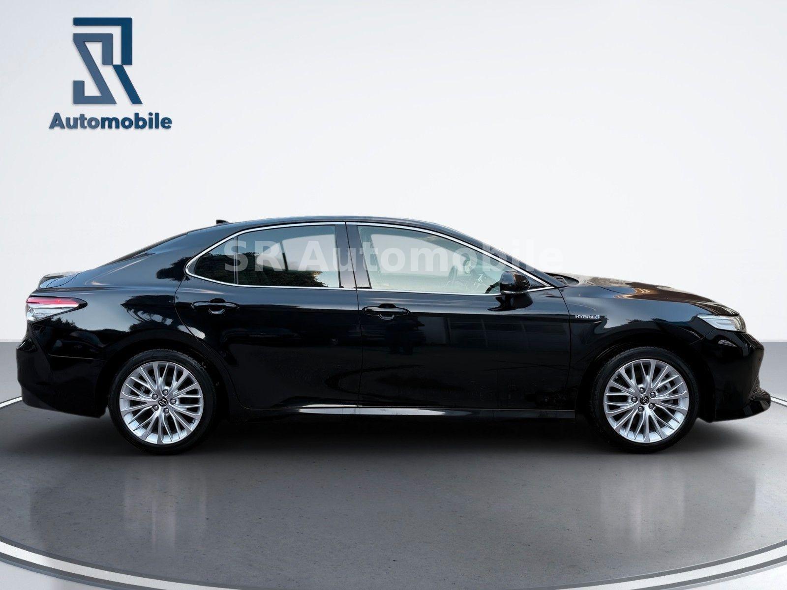 TOYOTA CAMRY HYBRID EXECUTIVE 2.5 218ch - SIÈGES CHAUFFANTS CUIR - GPS - RÉGULATEUR ADAPTATIF ACC - CAMÉRA DE RECUL