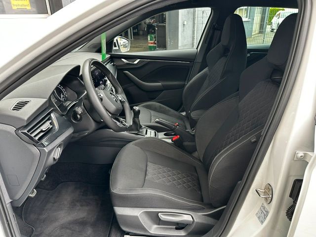 Scala Style KAMERA,LED;PDC;KESSY;CARPLAY