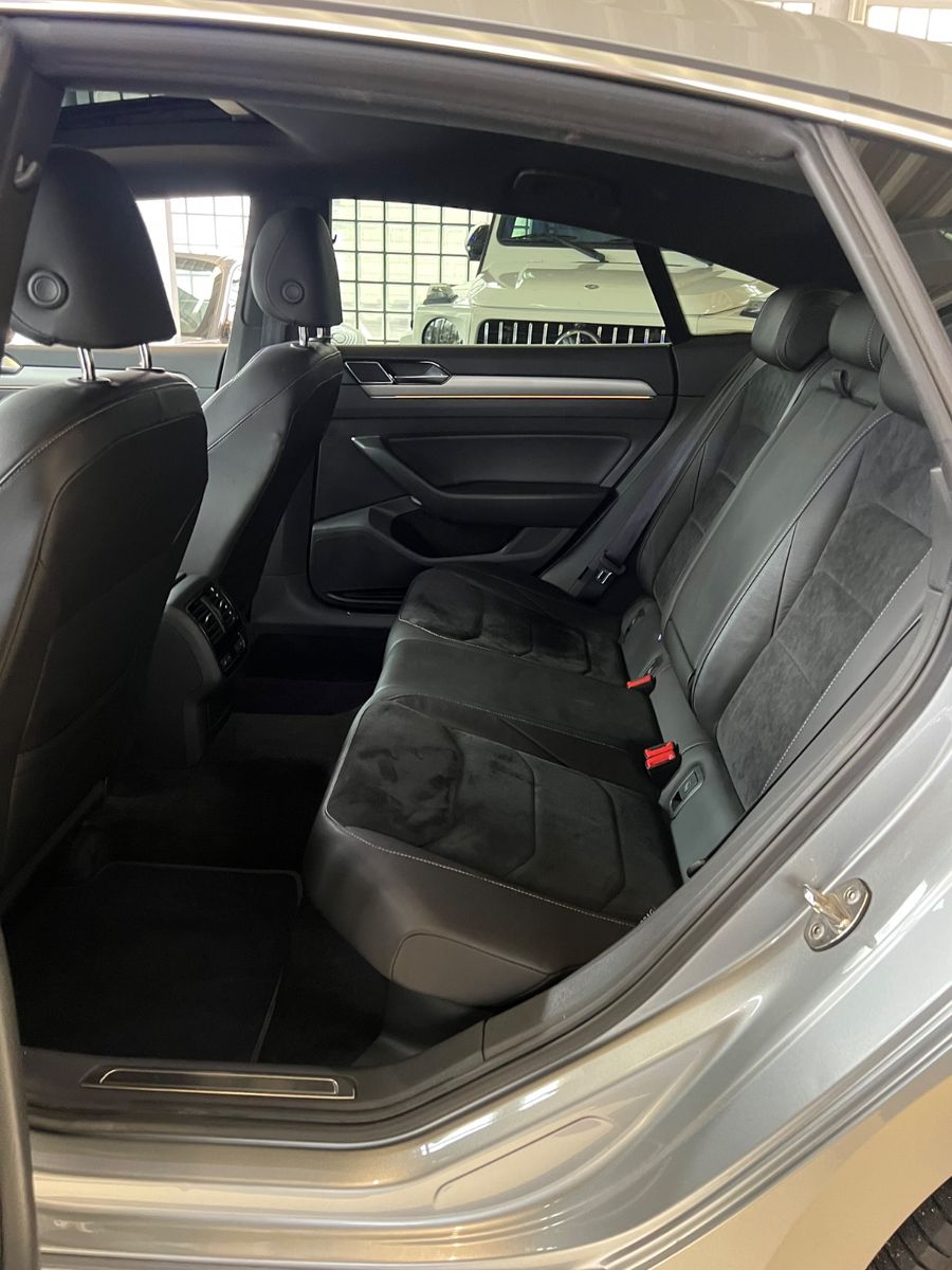 Fahrzeugabbildung Volkswagen Arteon R-Line 4Motion 239PS *PANORAMADACH*ACC*