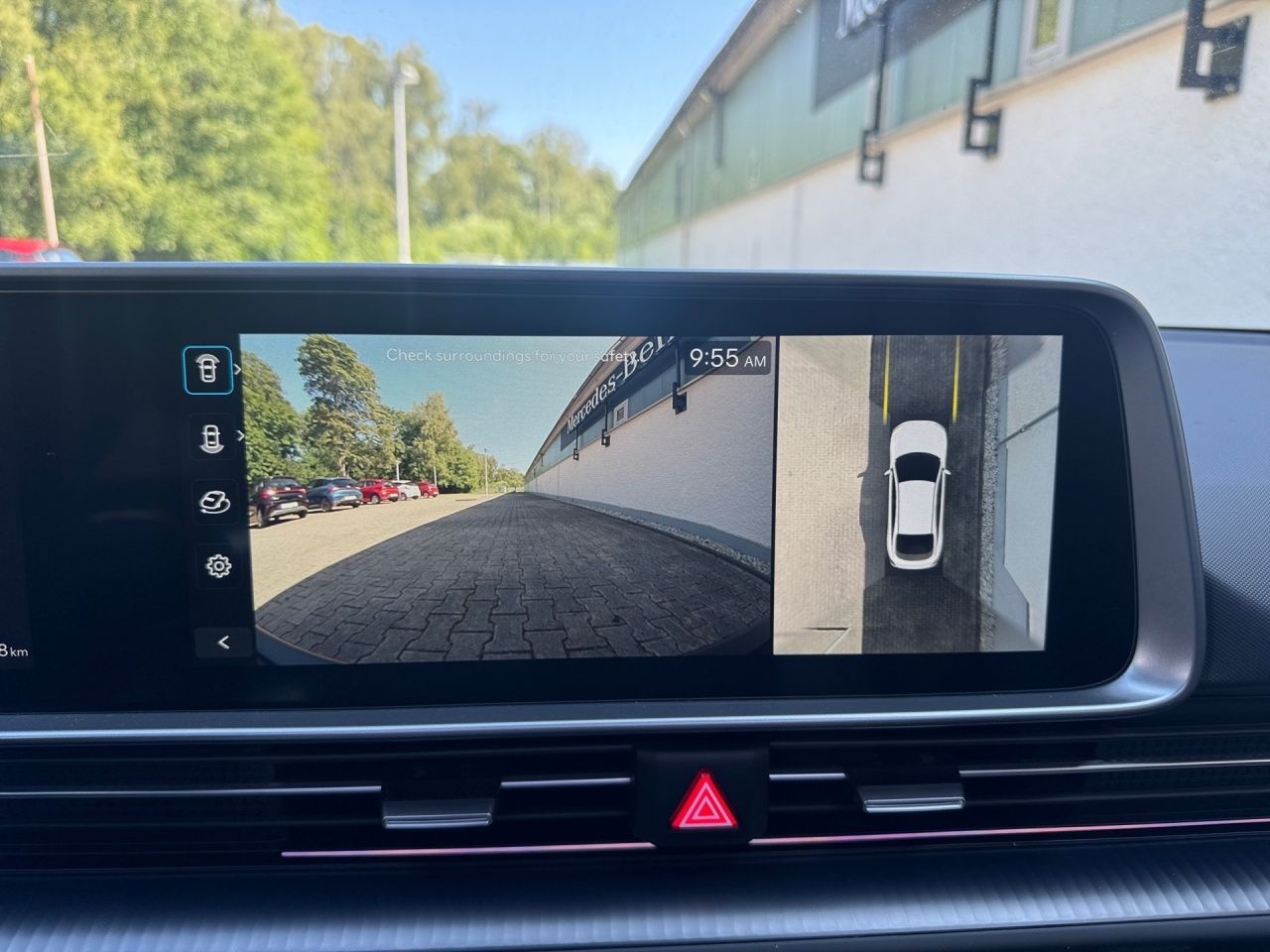 Fahrzeugabbildung Hyundai IONIQ 6 Uniq / Uniq-Paket Elektro 77,4 kWh 360