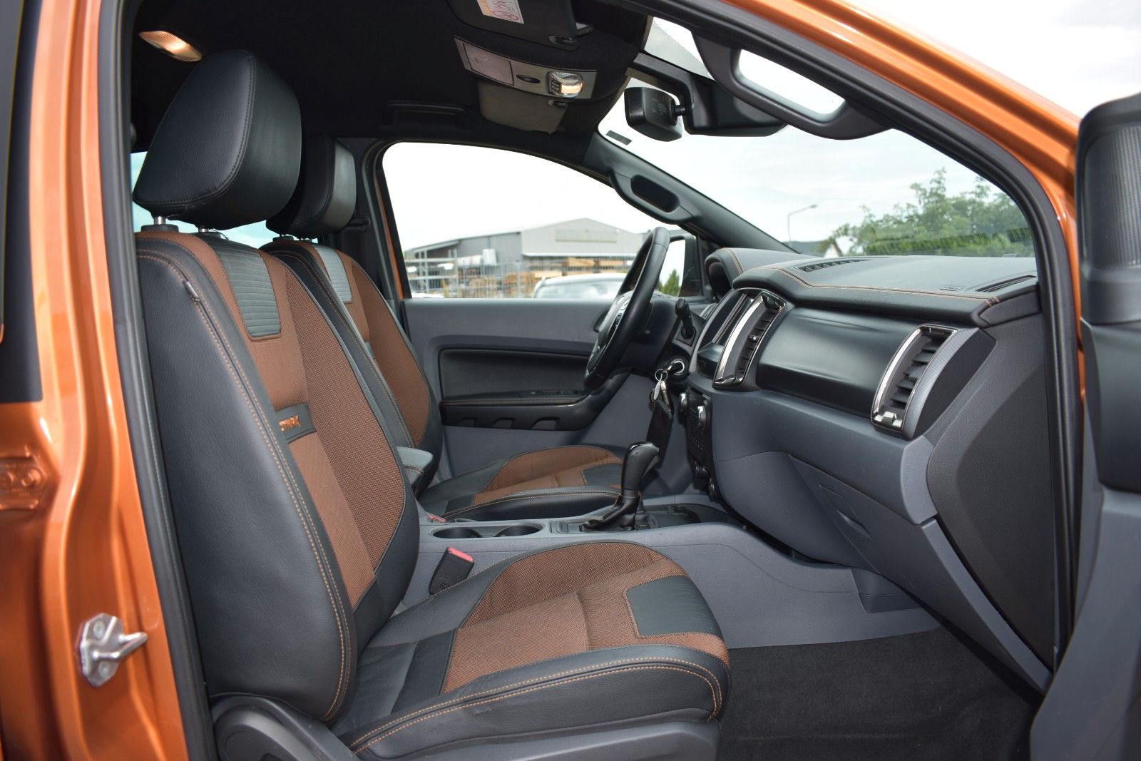 Fahrzeugabbildung Ford Ranger Wildtrak Doppelkabine 4x4 Automatik