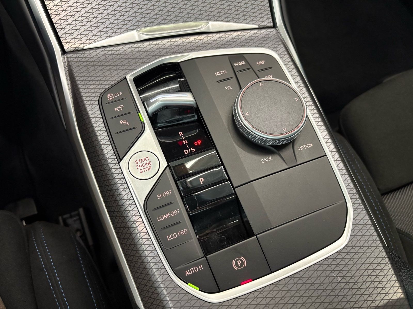 BMW 330 - Bild 16