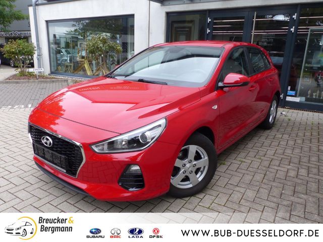 Hyundai i30 1,4 Pure 1 Hand Top Zustand