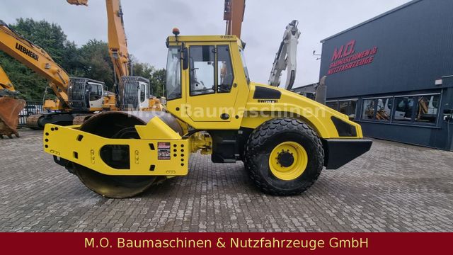 BOMAG BW 213 D-4 Walzenzug
