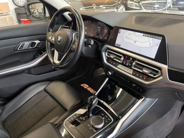 BMW 320d Sport Line *ACC*NAVI*LED*CARPLAY*DAB*