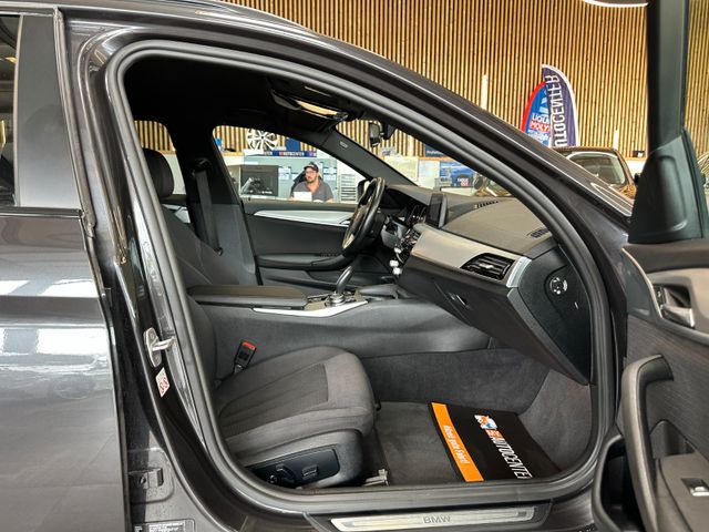MYAUTOCENTER – Gebraucht- und Jahreswagen mit Werkstattservice in Pfaffenhofen BMW 520 *Navi*ACC*NAVI*LED*KAM*CARPLAY*