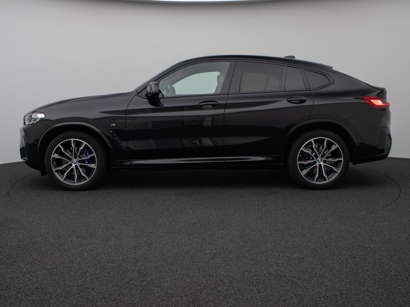Fahrzeugabbildung BMW X4 M40i Kamera Laser HUD DAB HiFi Komfort 20Zoll