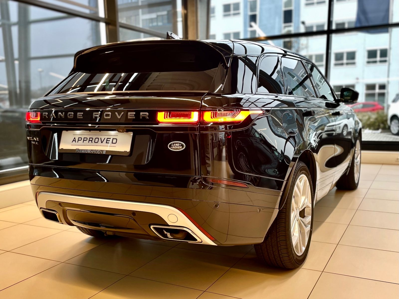 Land Rover Range Rover Velar P400 R-Dynamic Matrix ACC imagem 2