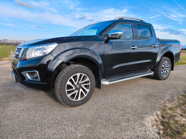 Nissan Navara Tekkna 4x4 mit voll Ausstattung*AHK*