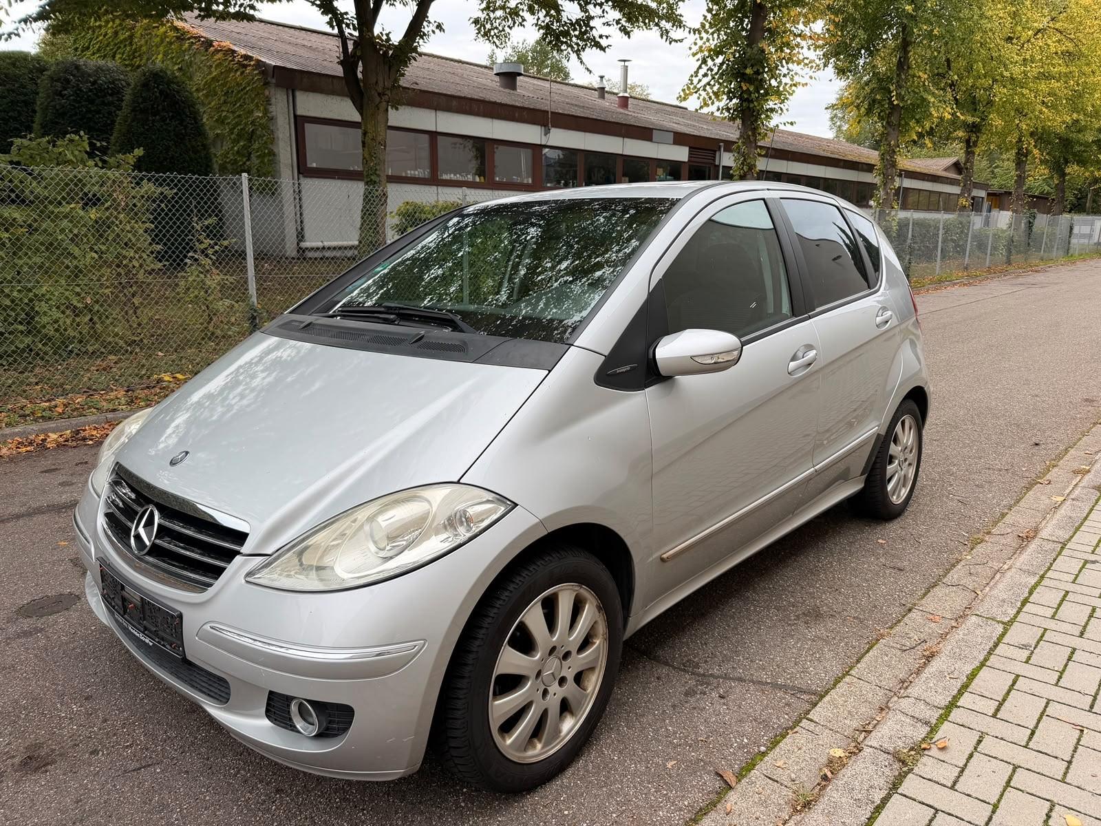 Mercedes-Benz A 200