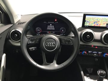 Audi Q2 35 1.5 TFSI DSG KAM LED NAV SHZ TEMP