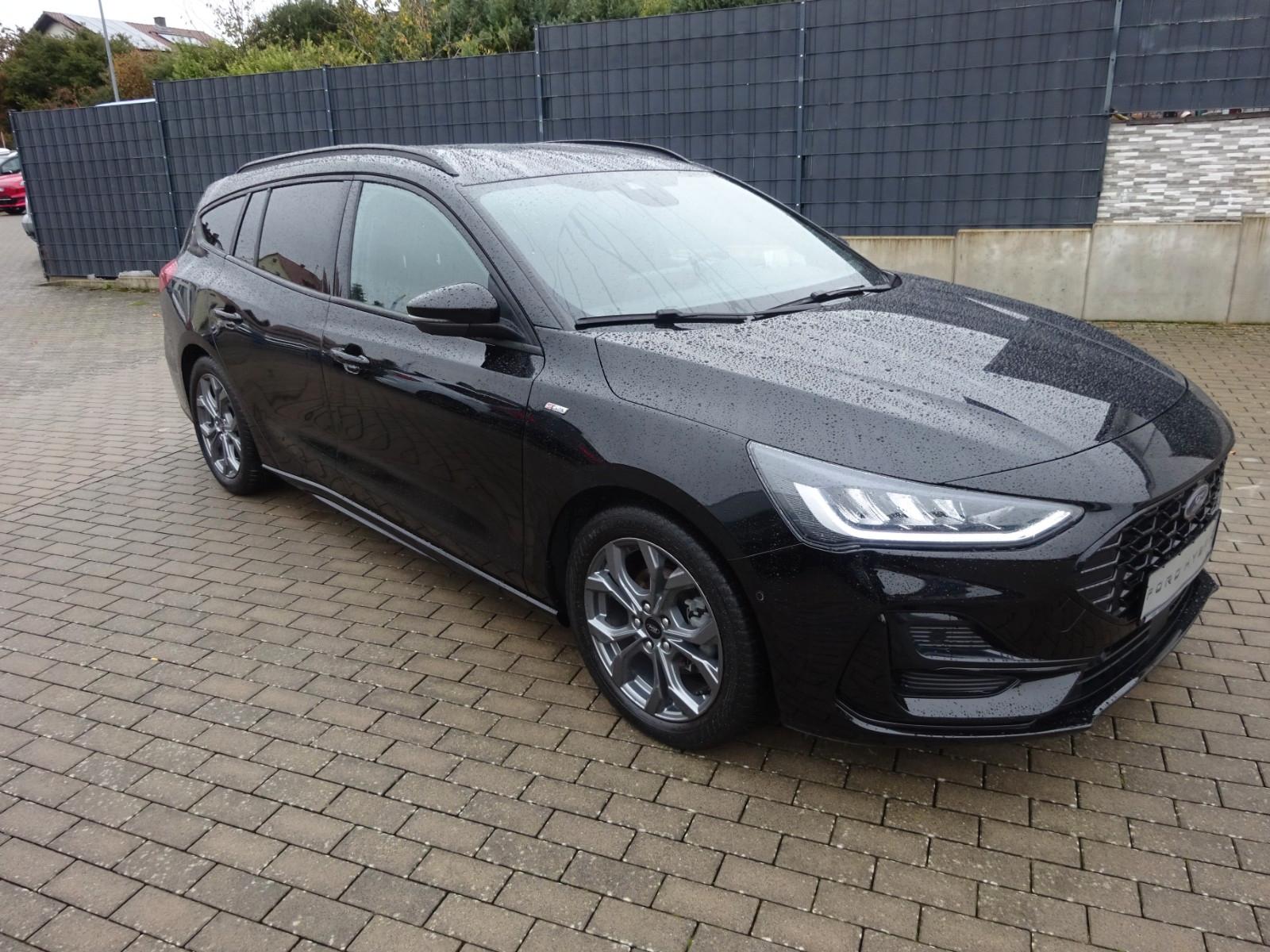 Ford Focus Turnier ST-Line X AHK iACC Kamera