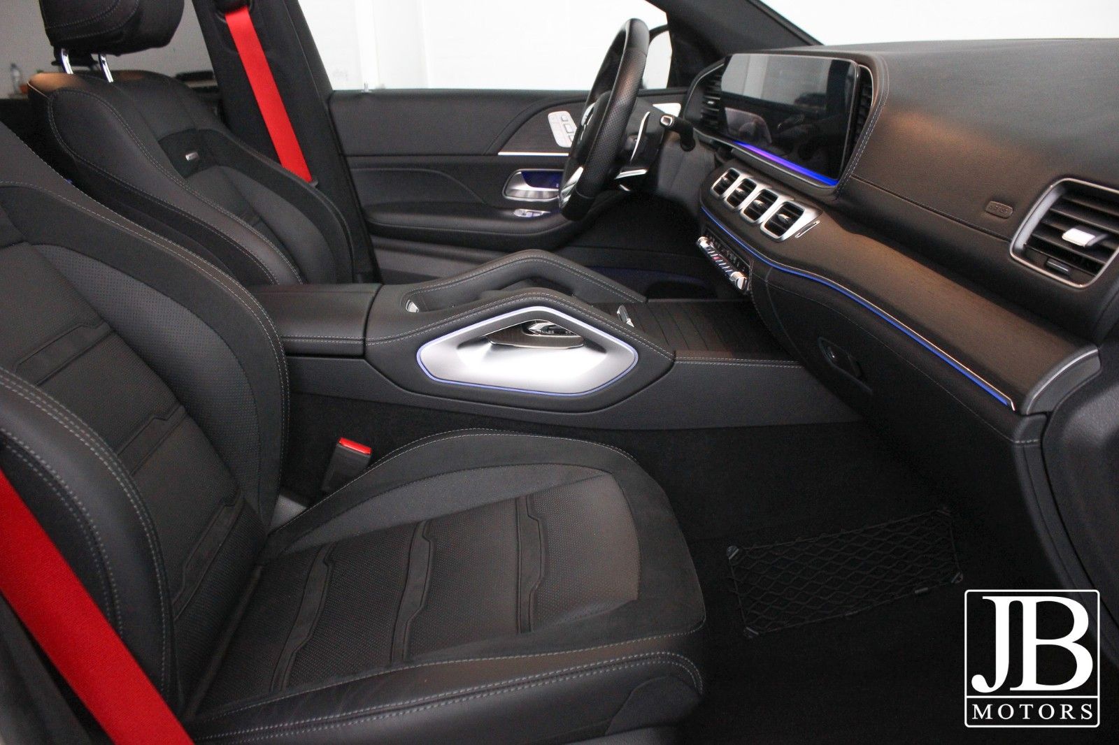 Fahrzeugabbildung Mercedes-Benz GLE 53 AMG Coupe 4Matic+ Night Pano Burmester