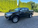 Toyota Hilux Double Cab Life 4x4 - Toyota Hilux aus 2016