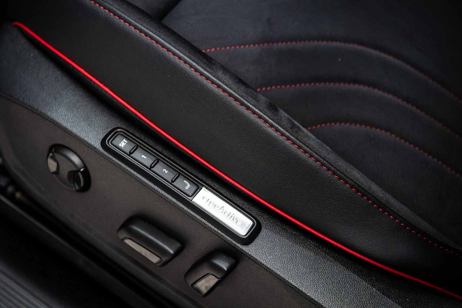 Fahrzeugabbildung Volkswagen ID.3GTX 210kW+Pano+Wäpu+AHK+MATRIX+LHZ+NAVI+ACC