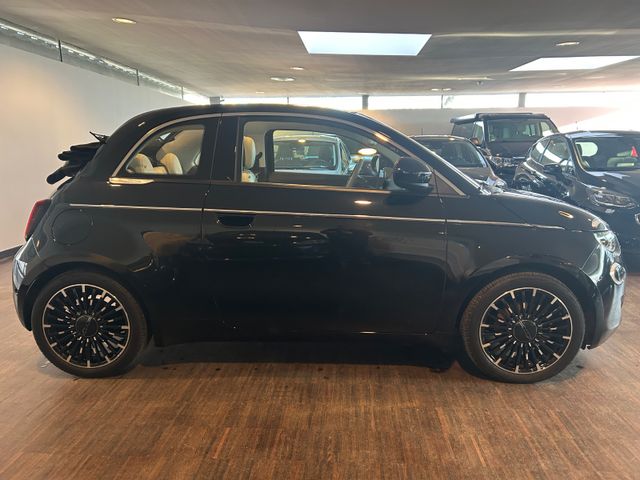 Fahrzeugabbildung Fiat 500 e La Prima 42kwh