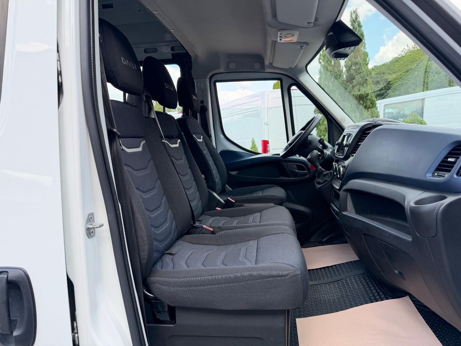Iveco Daily 3,0L Diesel 35S18 Kasten Mixto *AHK3,5t*