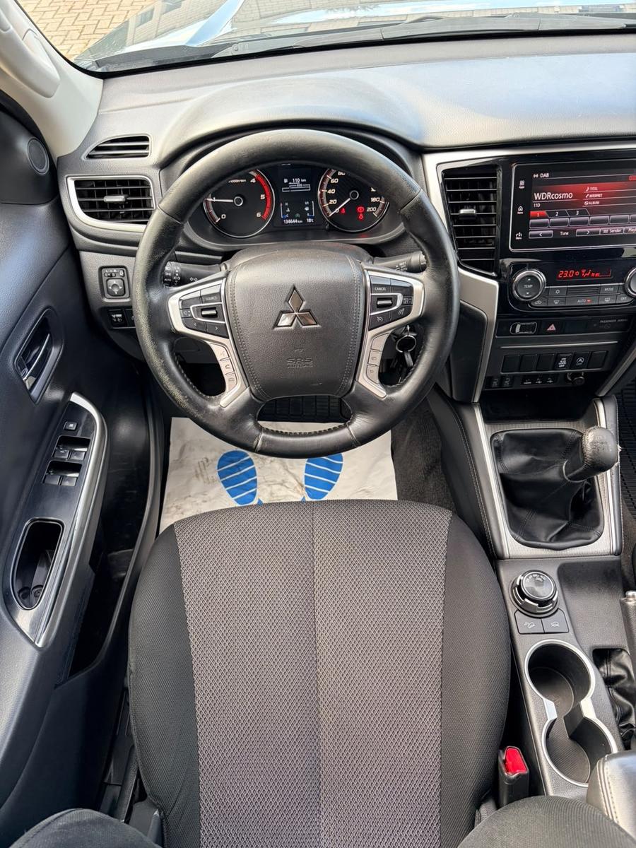 Mitsubishi L200 Plus Doppelkabine 4WD