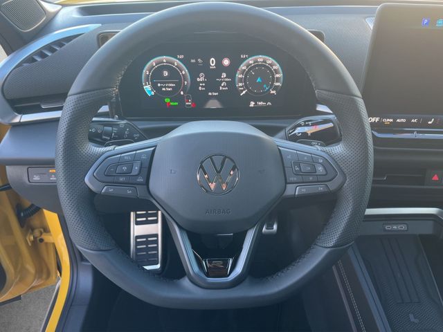 T-Roc R-Line 1.5 l eTSI DSG,HUD,AHK,IQ.LIGHT