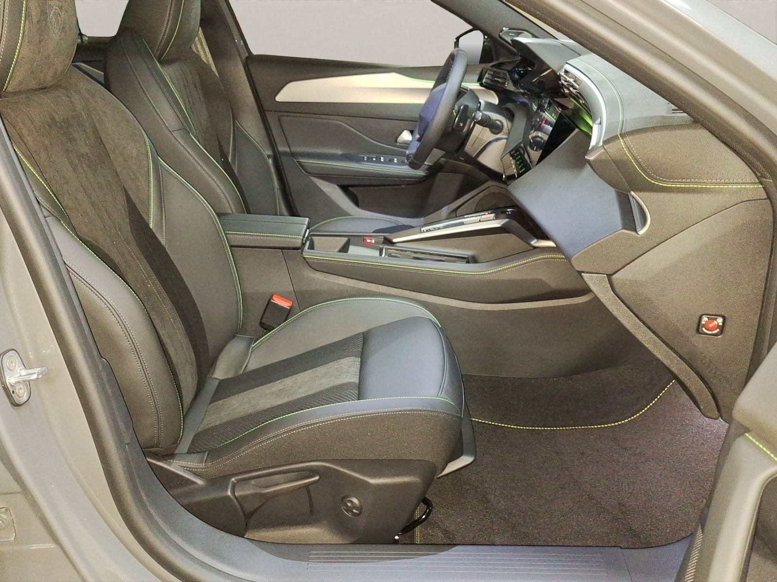 Peugeot 308 - Bild 17