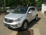 Kia Sportage 1.7 CRDi 1.Hand/Klima/Xenon/Glasdach - Kia Sportage aus 2011 mit Diesel-Antrieb