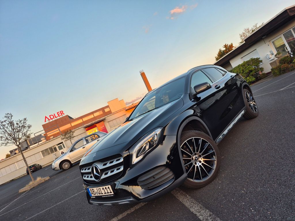 Image of Mercedes-Benz GLA 200