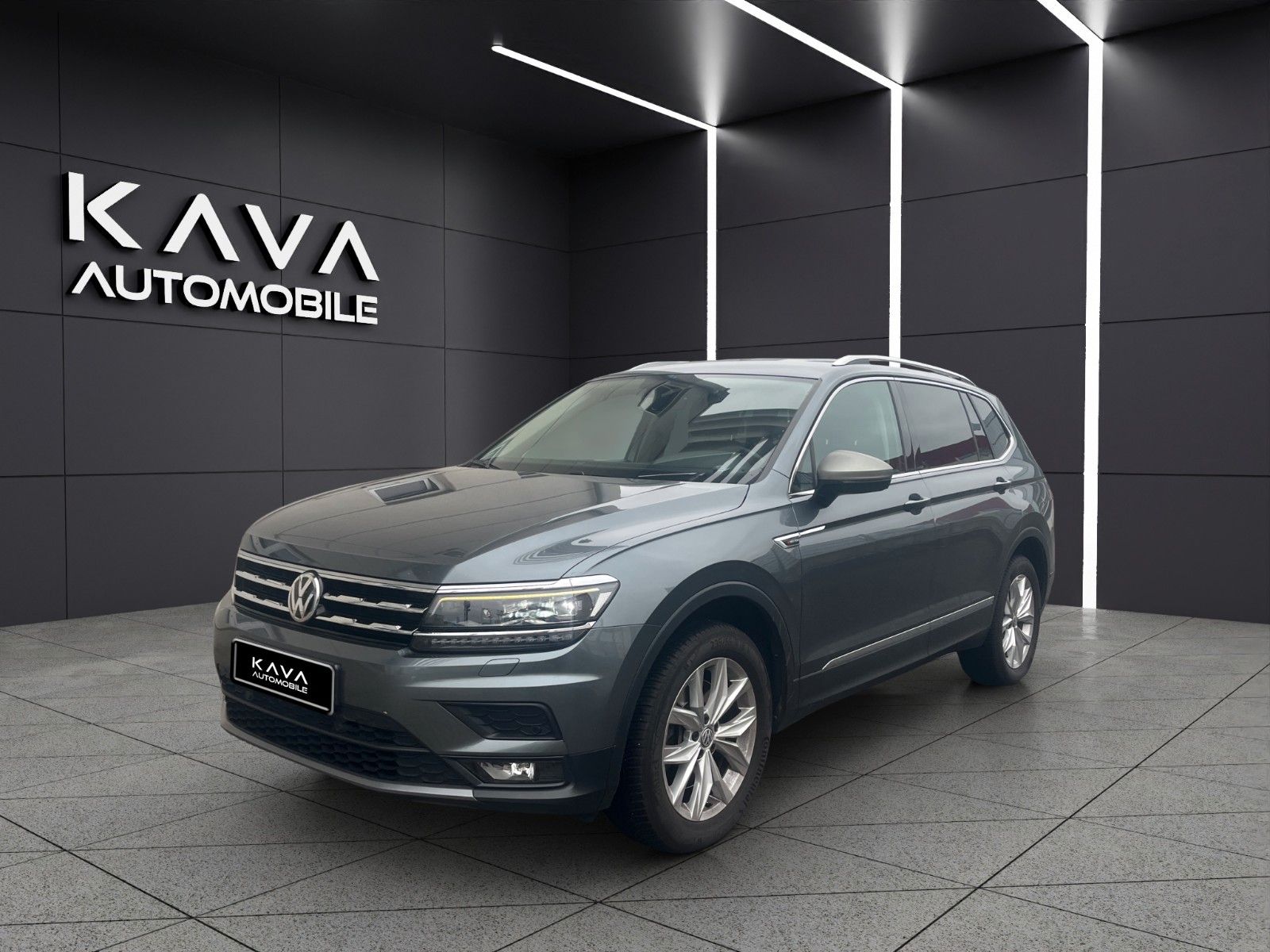 VW Tiguan Allspace im Fahrzeugbestand von Kava Automobile