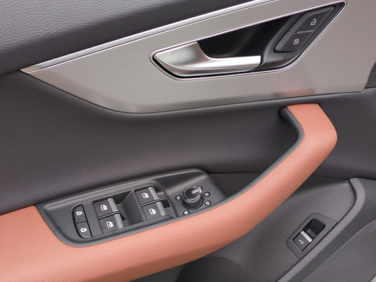 Fahrzeugabbildung Audi Q7 50 TDI quattro S line - 7Sitzer - AHK - uvm.