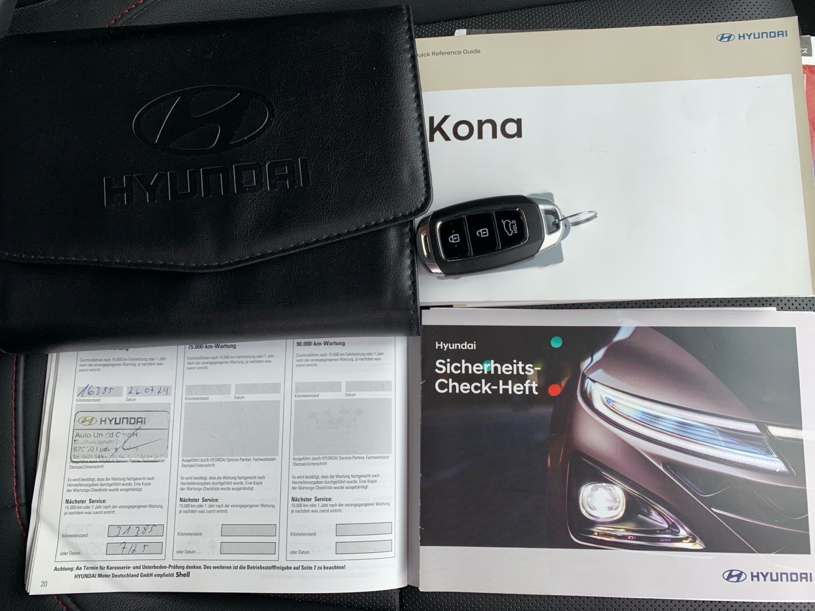 Fahrzeugabbildung Hyundai KONA 1.6 T-GDI Unique Plus Leder LED