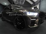 BMW X6 M50i - BMW X6: 50i