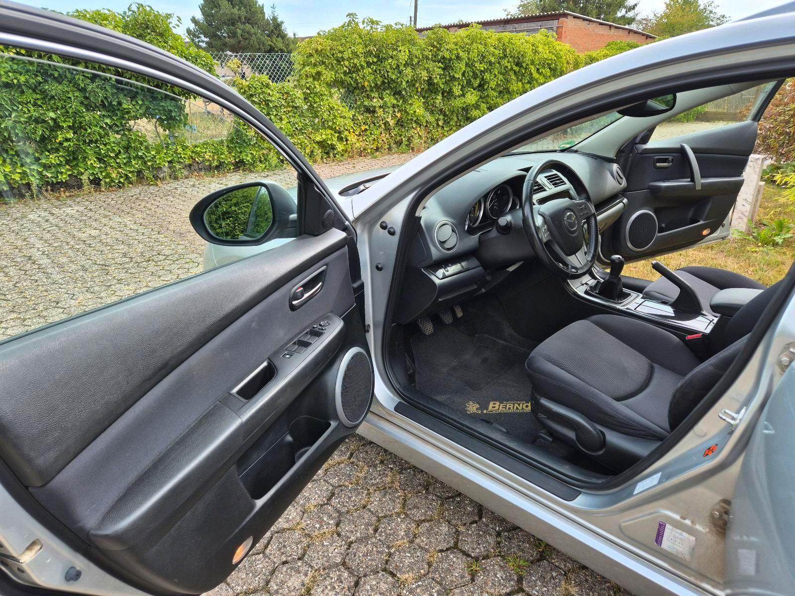 Mazda 2 2009 — photo 6