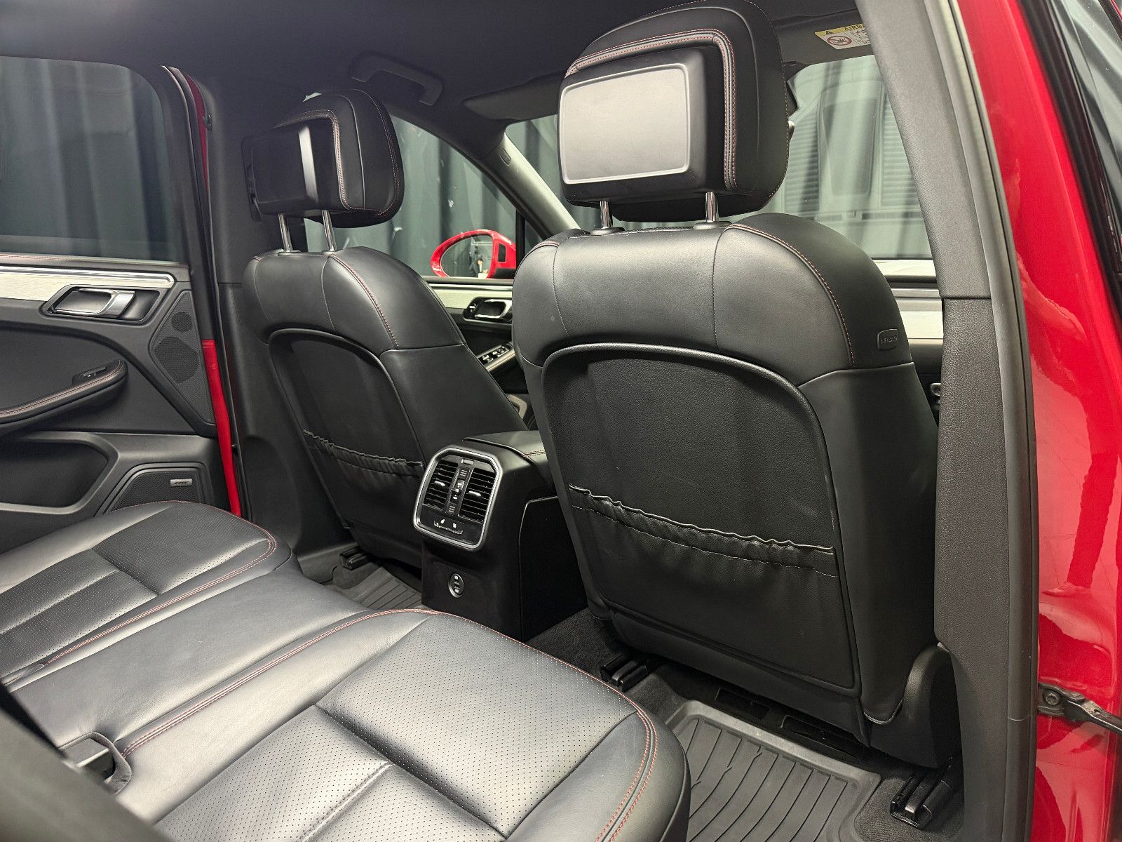 Fahrzeugabbildung Porsche Porsche Macan GTS |BOSE|360°|SITZBELÜFTUNG