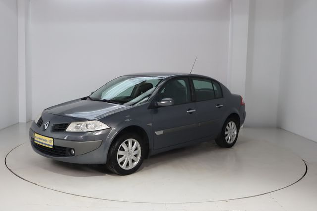 Renault Megane 1.6 16V Dynamique HU/AU 09.27