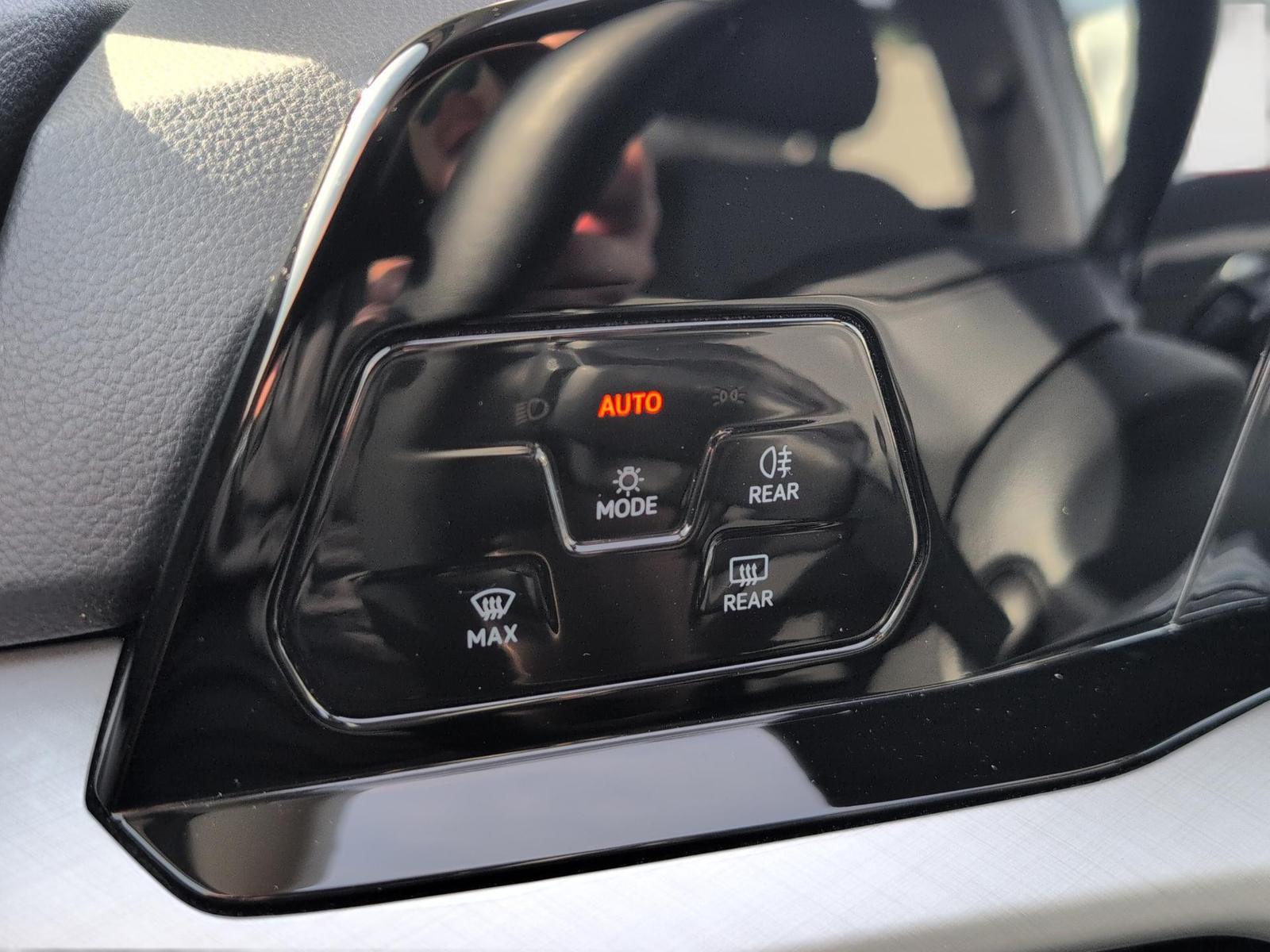Volkswagen Golf 1.5eTSI DSG Life ACC+VIRTU+RFK+AMBIENTE+SHZ, миниатюра 16