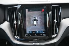 Fahrzeugabbildung Volvo XC60 T8 Twin Engine AWD R-Design*STDHZG*360°*AHK