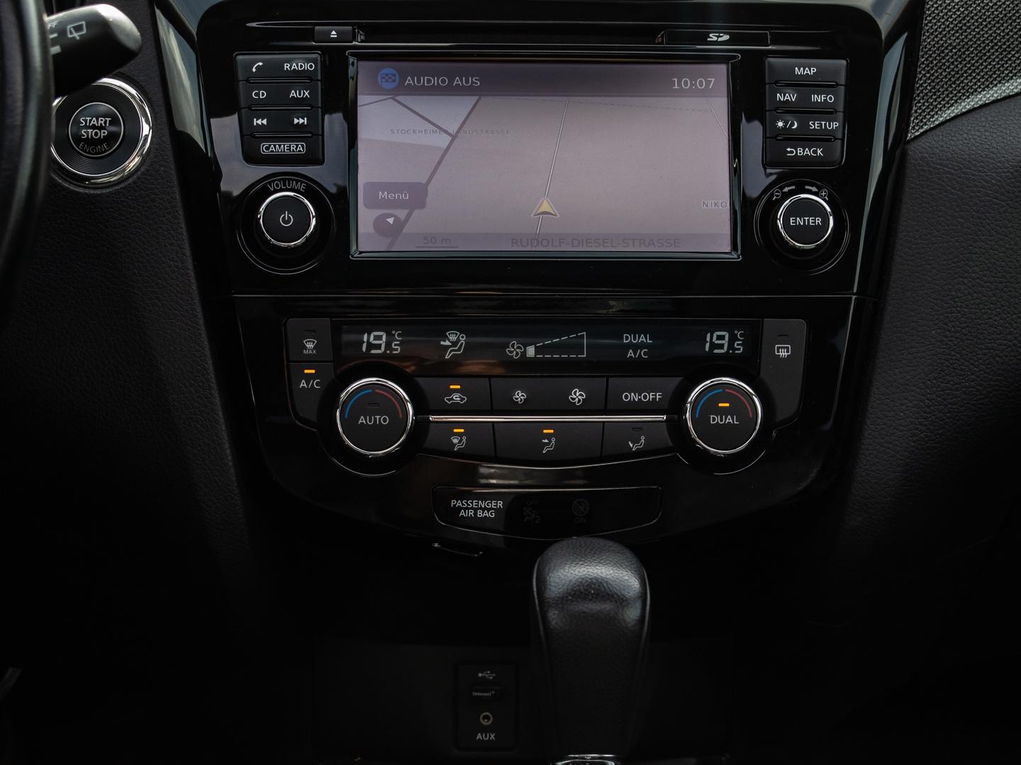 Nissan X-Trail N-Vision 4x4 Panorama Navi 360 Kamera Me