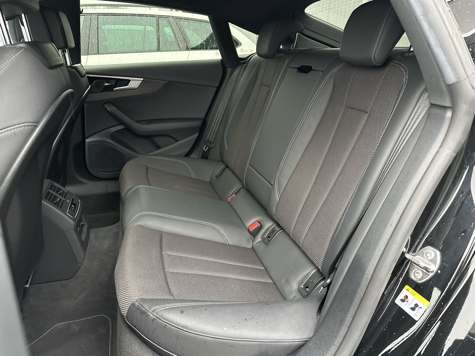 Fahrzeugabbildung Audi A5 SpB 35 TDI S-Line NAV+LED+DAB+VCOCKPIT+18ZOLL