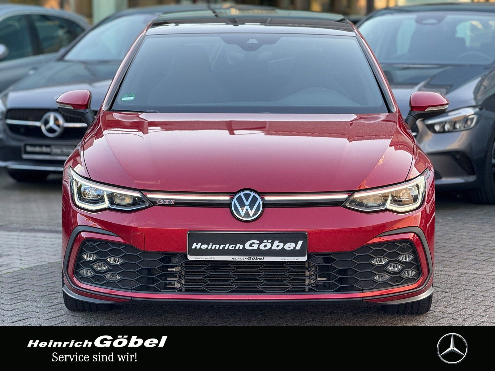 Fahrzeugabbildung Volkswagen GTI*VIII*2.0TSI*PANO*MATRIX*KEYLESS*AMBIENTE*NAV