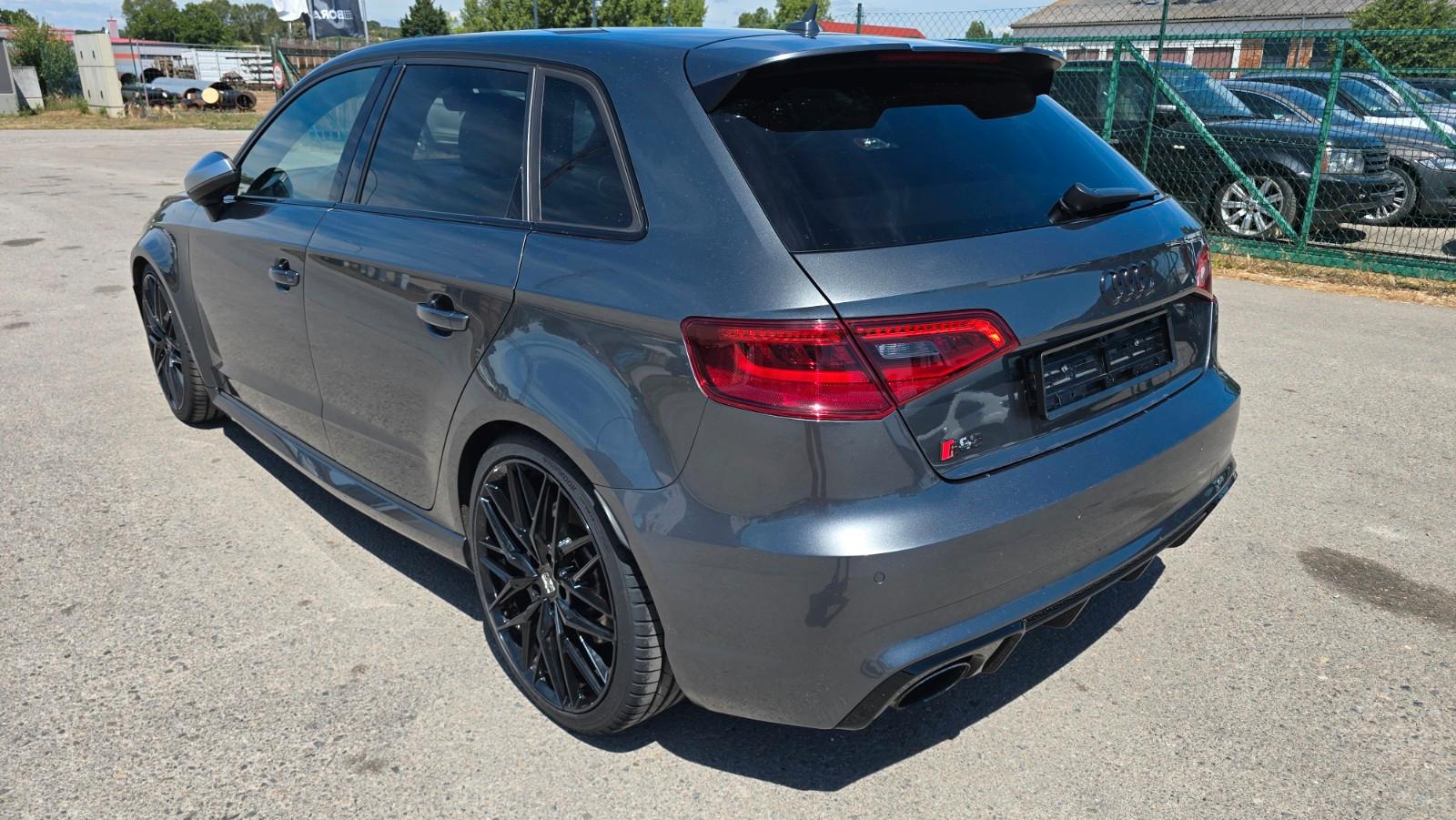 Audi RS3 RS 3 Sportback 2.5 TFSI quattro