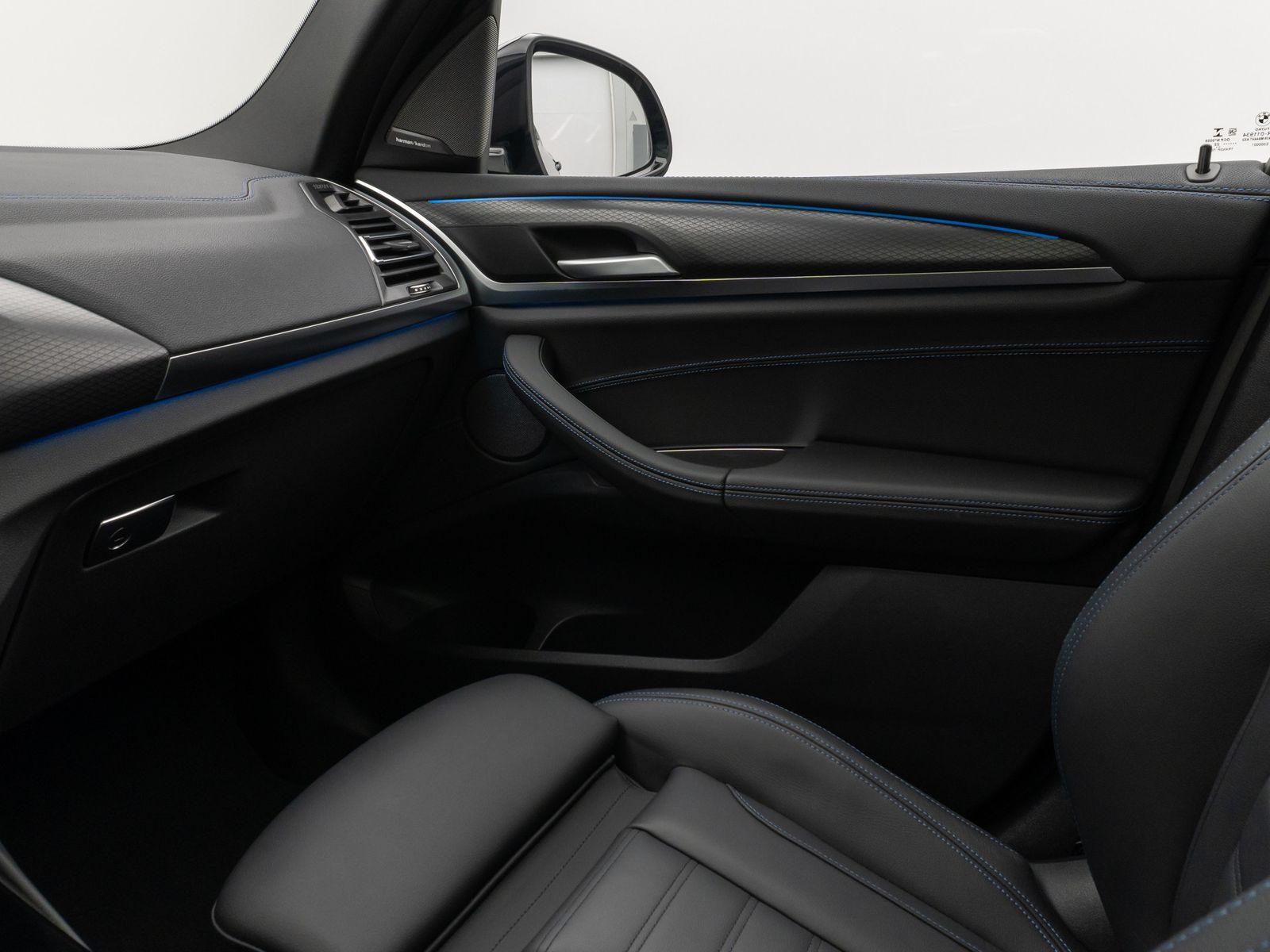 Fahrzeugabbildung BMW iX3 Impressive M Sport Panorama 360°HUD DAB H/K