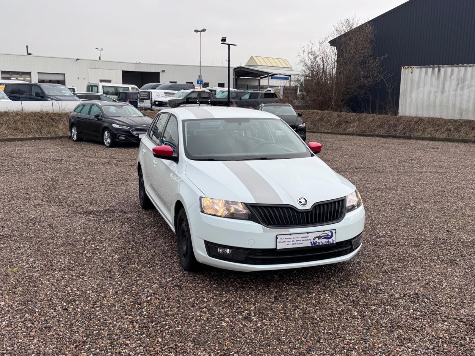 Skoda Rapid Spaceback Red & Grey,  Sitzheizung, PDC