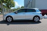 Volkswagen Golf VIII Life / 1. Hand/PDC/Klima/Lane Assist - mit Diesel-Antrieb: Alcantara, Limousine