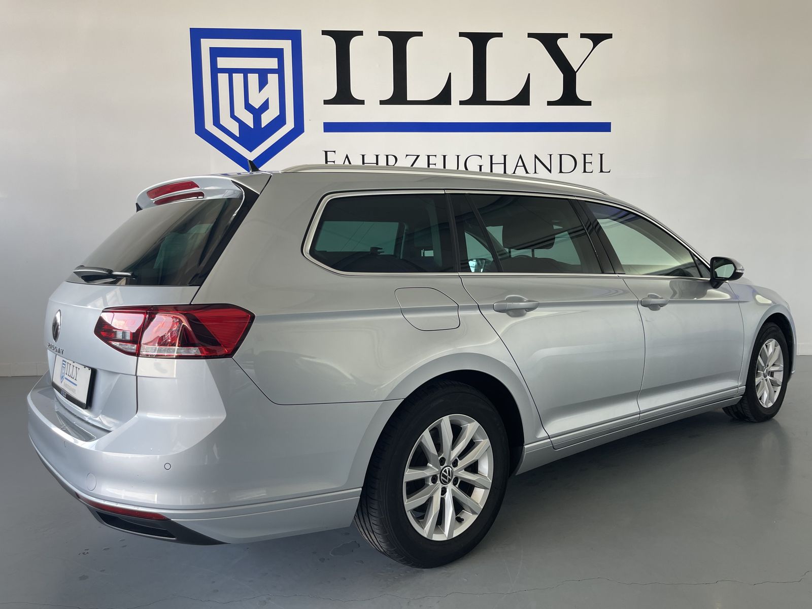 Fahrzeugabbildung Volkswagen Passat Variant 2.0 TDI*LED*Digital Cockpit*